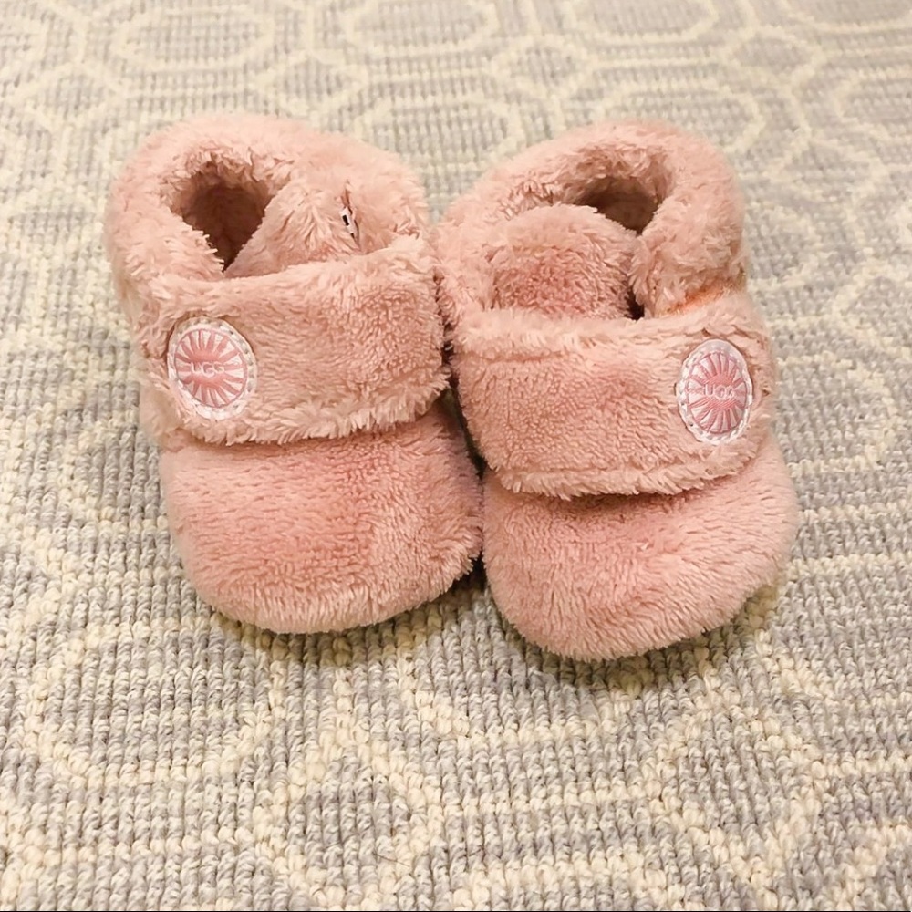 Infant Bixbee Uggs with box, pink